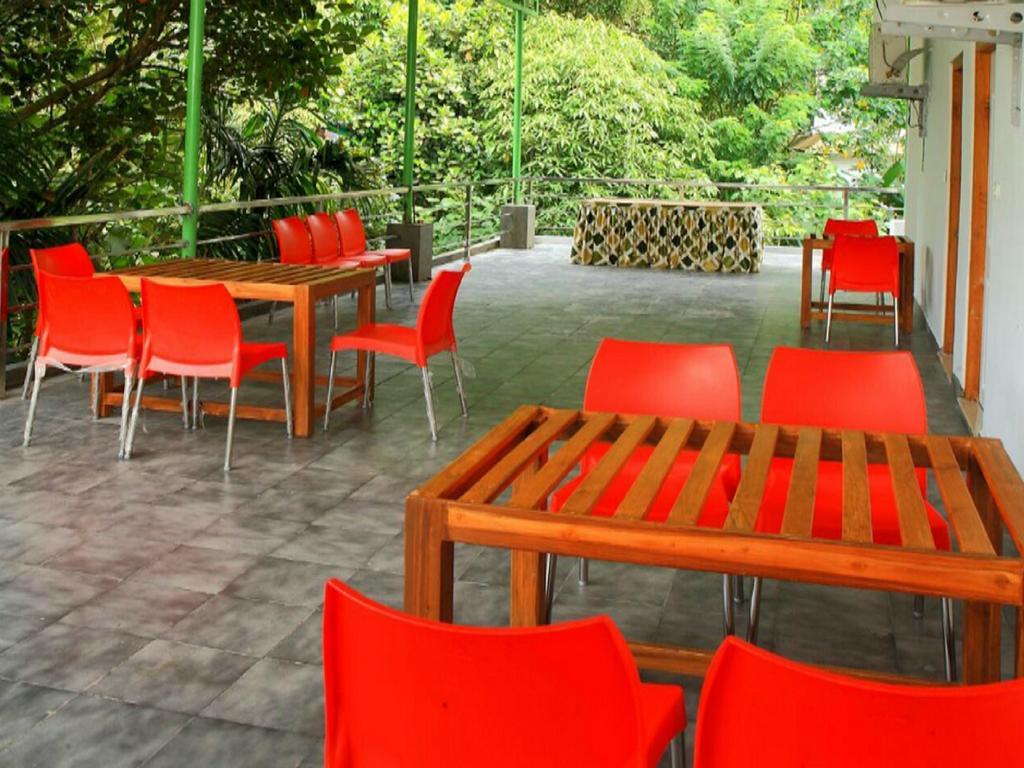 Thekkady Spice Valley Holiday Hotel テッカディ エクステリア 写真